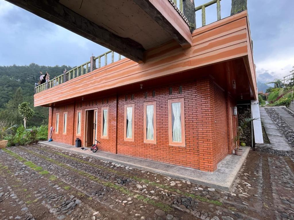 Villa Rumah Bata Agrowisata Kopeng Gunungsari Exterior photo