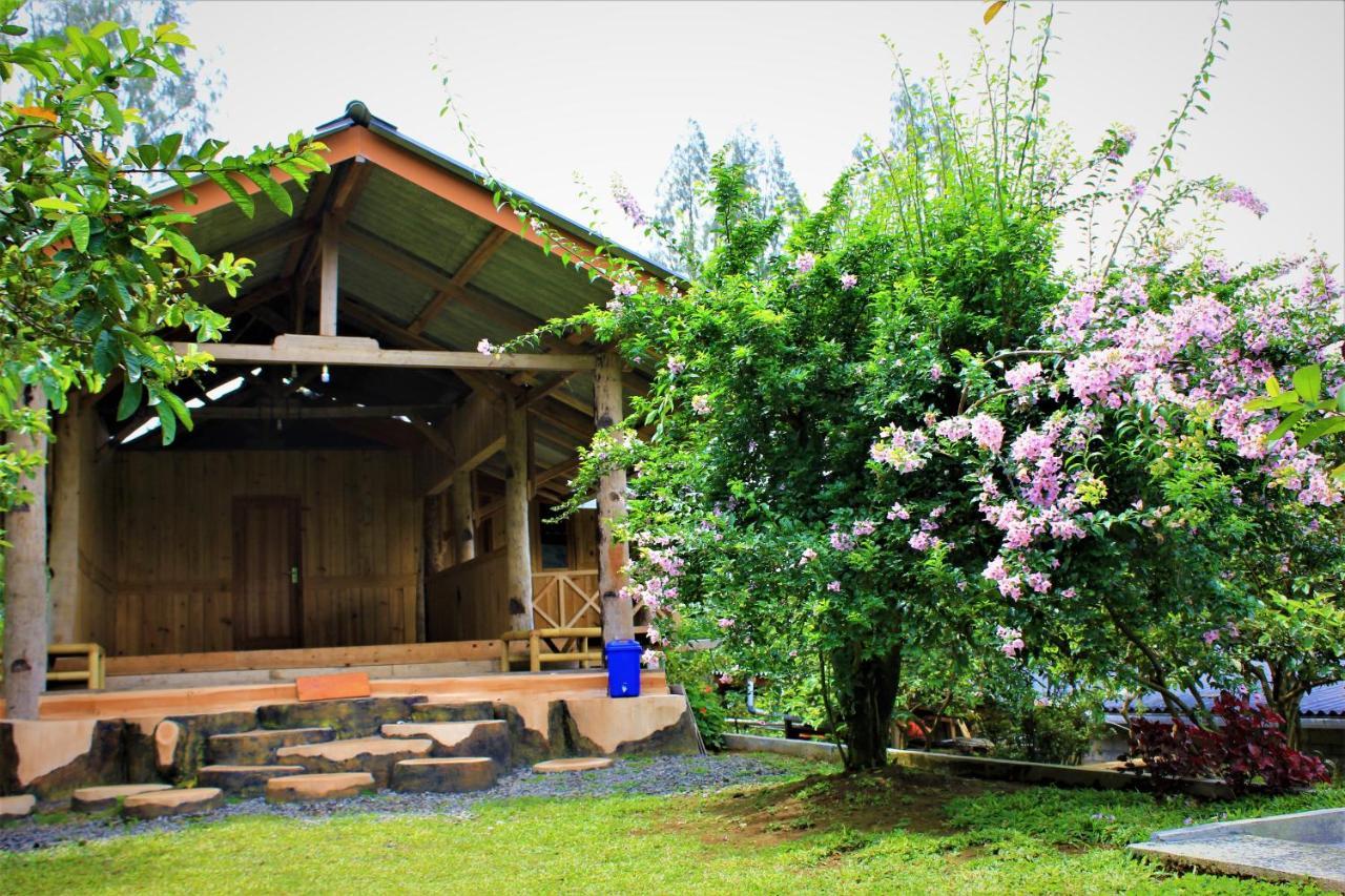 Villa Rumah Bata Agrowisata Kopeng Gunungsari Exterior photo